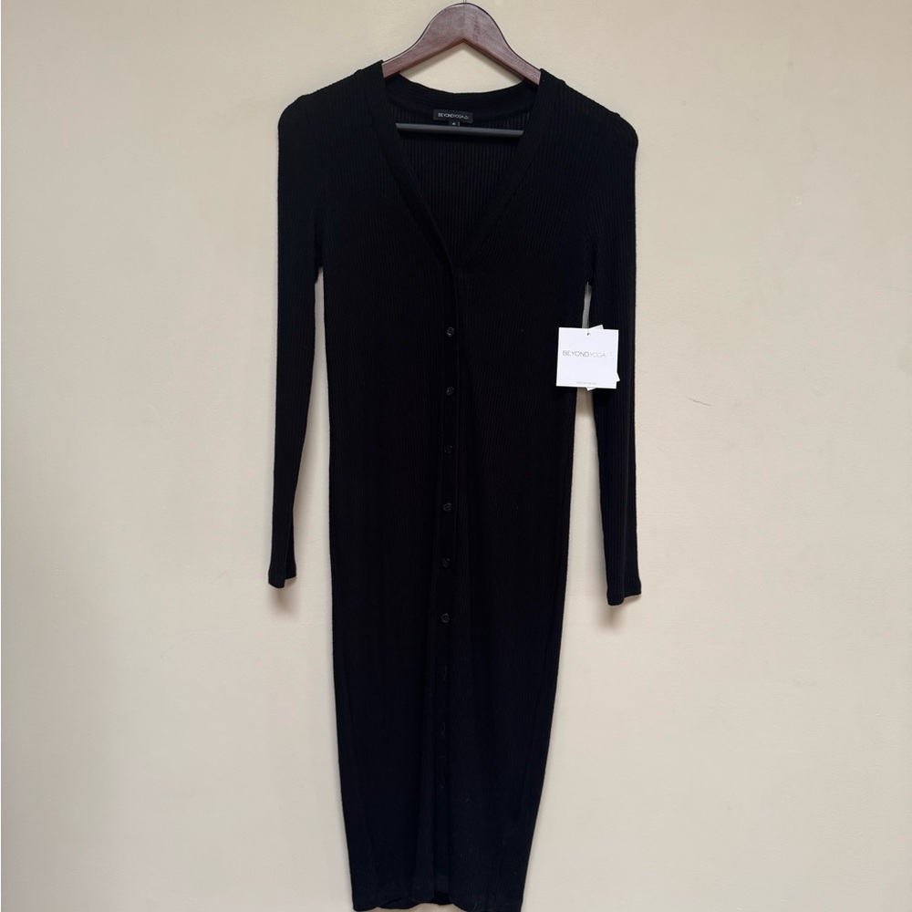 Beyond Yoga Black Long-Sleeve Ribbed Button-Front Midi Dress